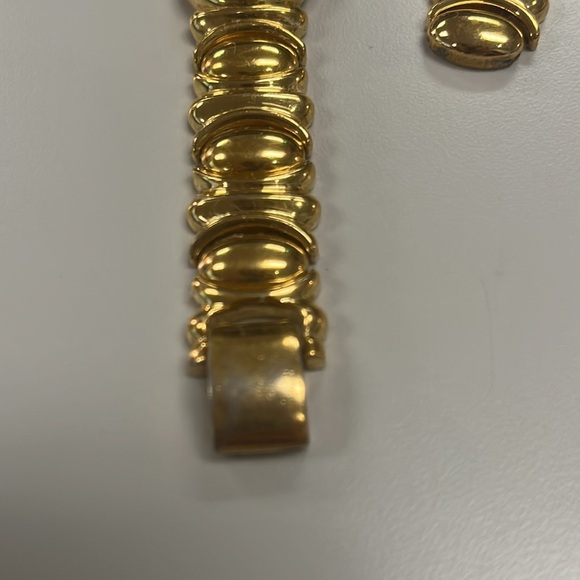 Anne Klein Gold Tone heavy Watch with Extra Links / vintage - Picture 3 of 8